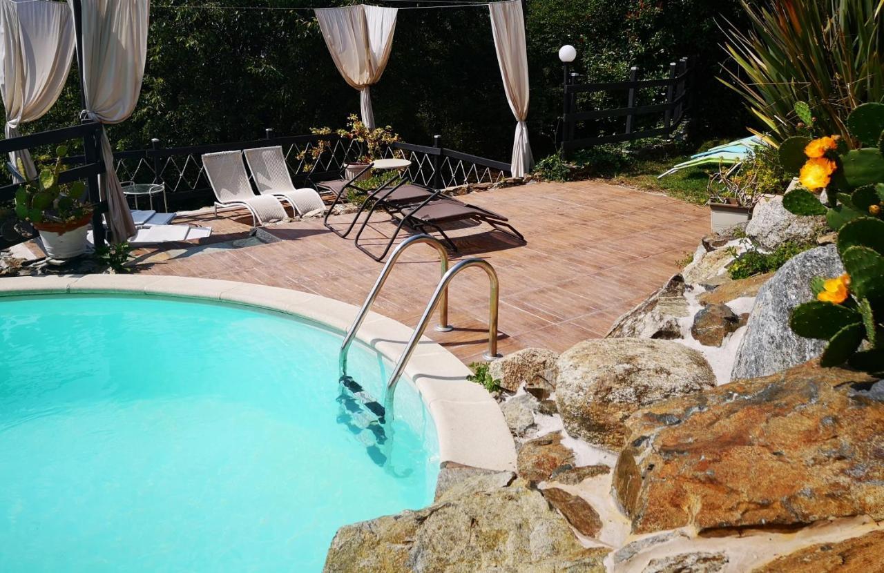 Castello San Giuseppe - Historical Bed And Breakfast Chiaverano Bagian luar foto